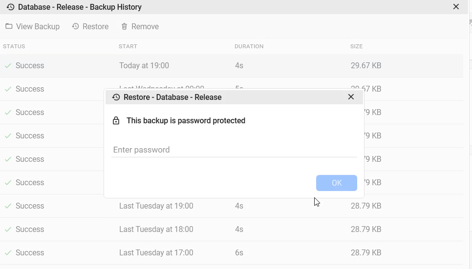 Ein Backup wiederherstellen: ein Dialog mit dem Hinweis, dass dieses Backup passwortgeschützt ist, und einem Passwortfeld